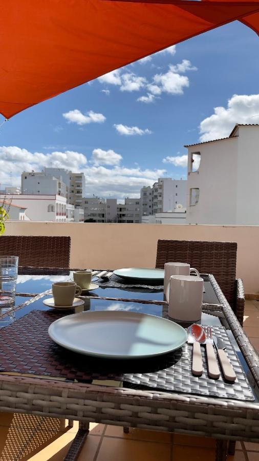 Ferienwohnung Apartamento T2 Com Terraco Grande Quarteira Exterior foto